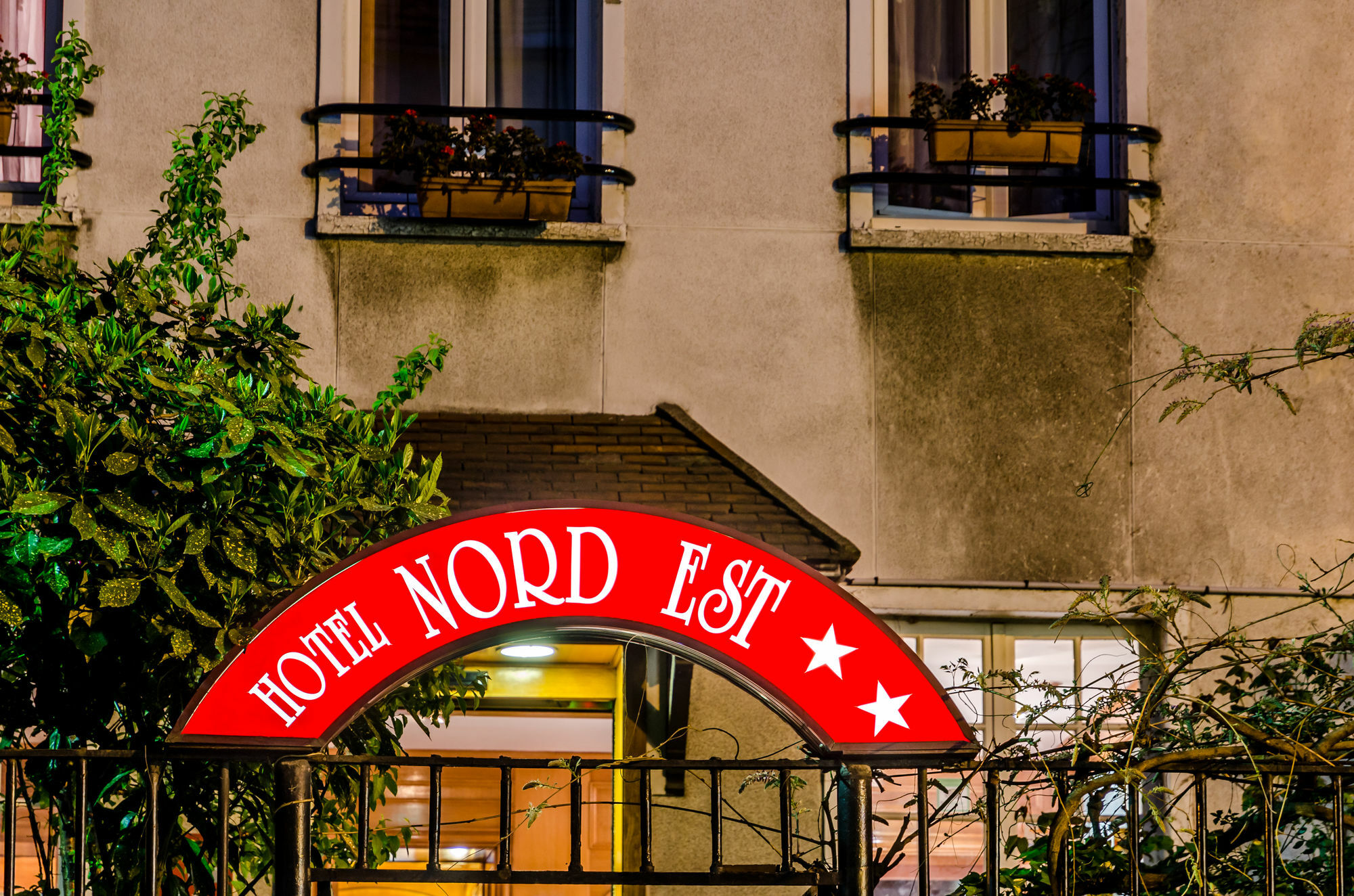 Nord Est Hotel Париж Экстерьер фото